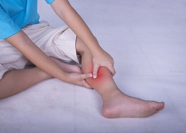 Đau nhức bắp chân là bệnh gì ?